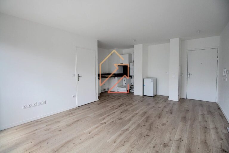 IDÉALEMENT SITUÉ T2 DANS RÉSIDENCE DE 2021 — photo 4