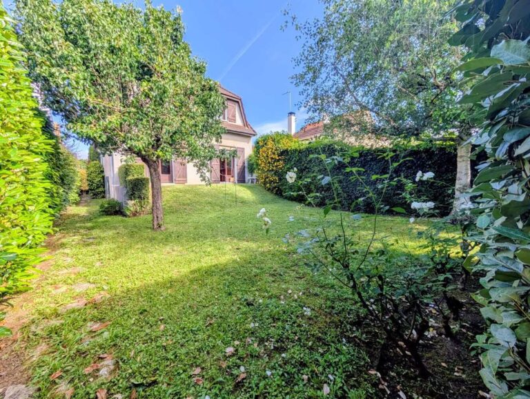 Maison lumineuse à Ormesson à fort potentiel — photo 4