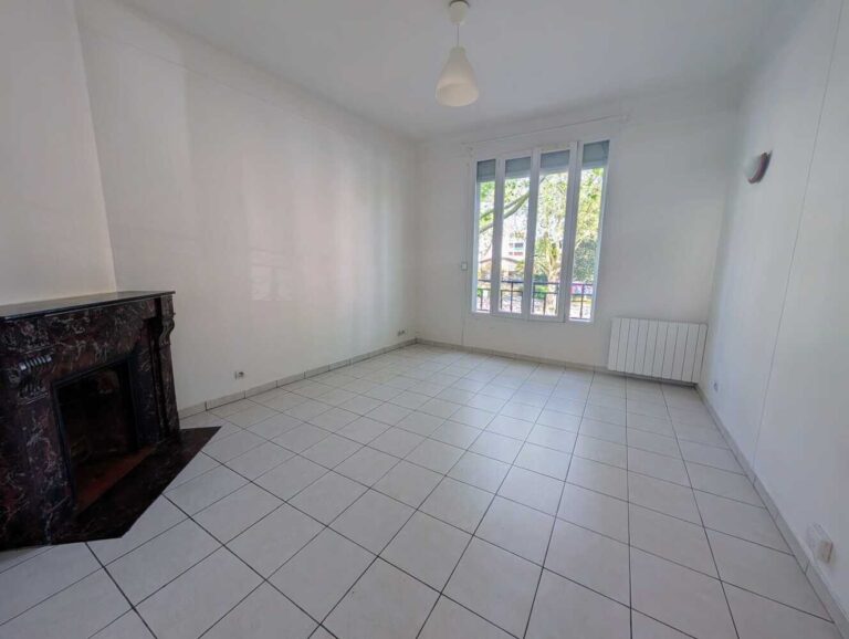 Appartement bon état à deux pas du RER B — photo 2