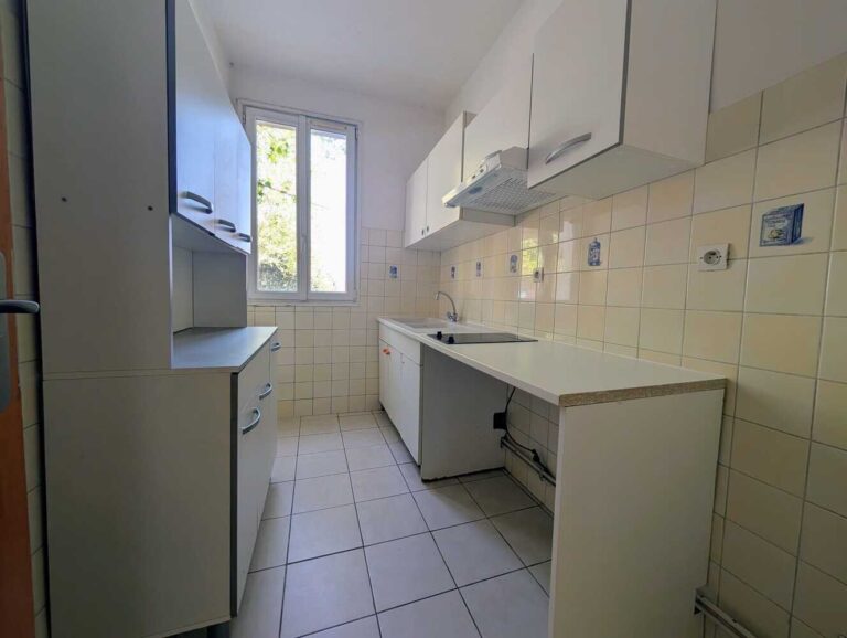 Appartement bon état à deux pas du RER B — photo 3