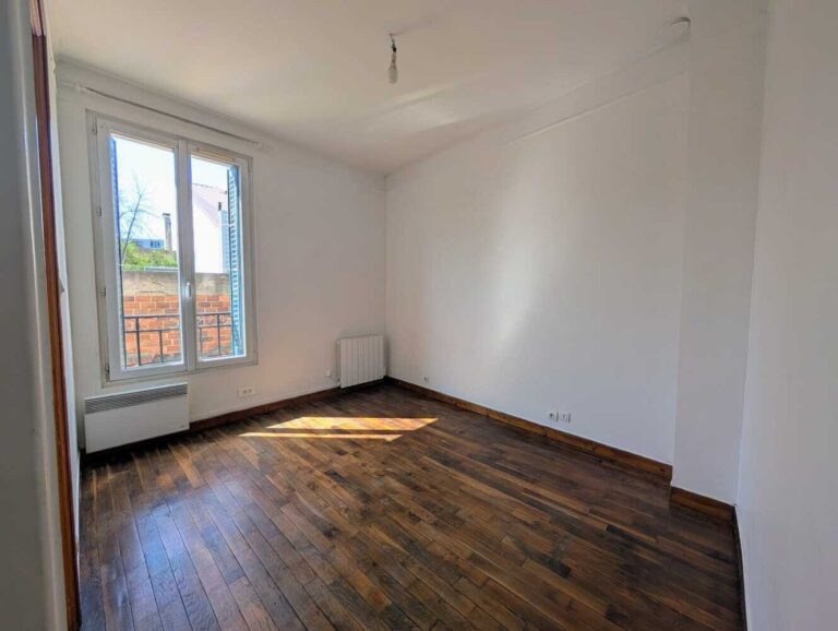 Appartement bon état à deux pas du RER B — photo 4